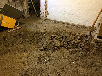 Renovering i kælder opgrave gulv